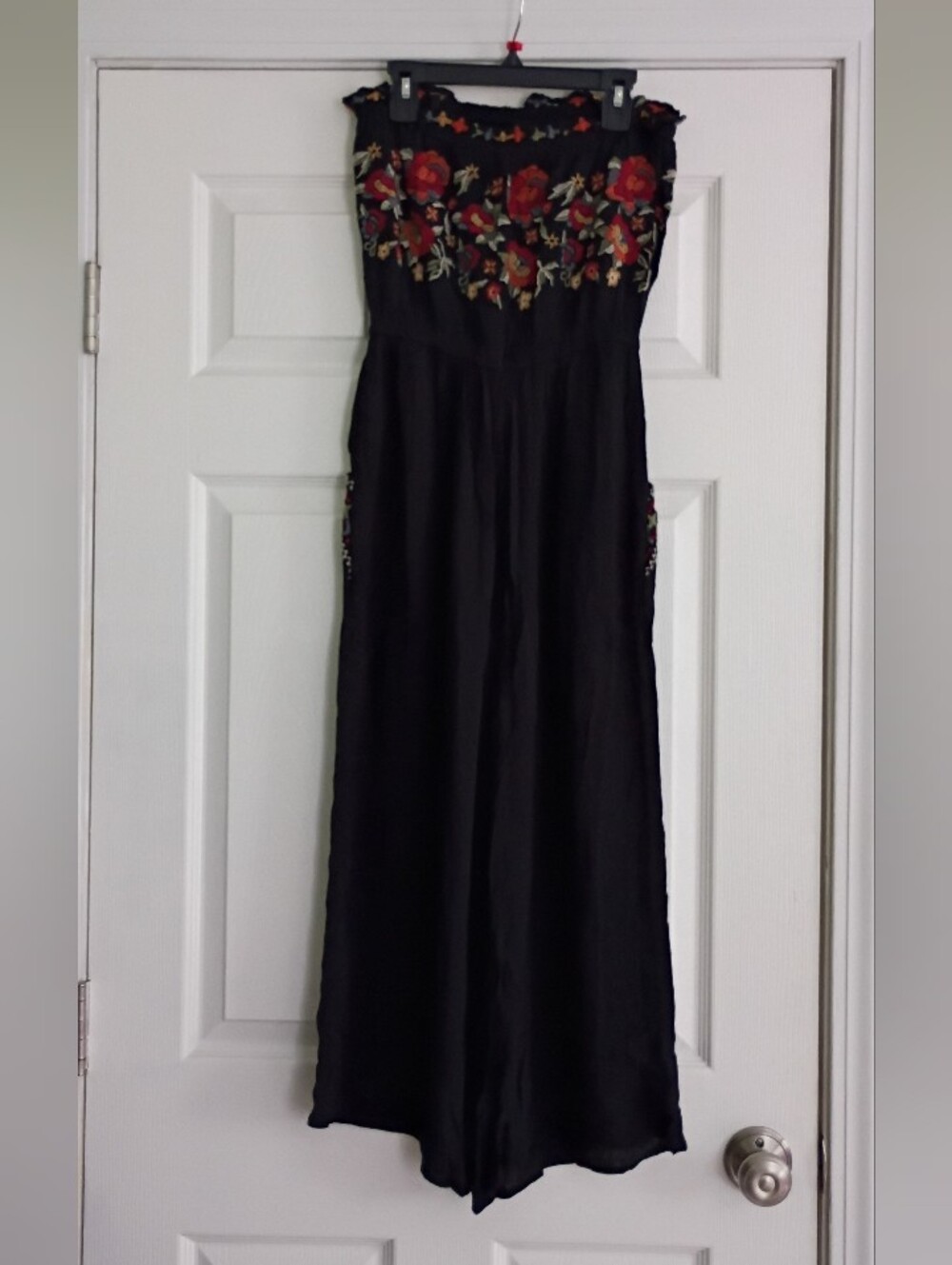 AE | Embroidered Jumpsuit - Picture 3 of 8